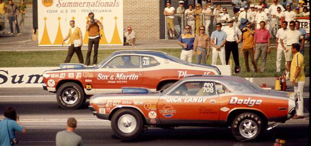 70 Challenger P-S Dick Landy & 70 Duster Ronnie Sox.jpg