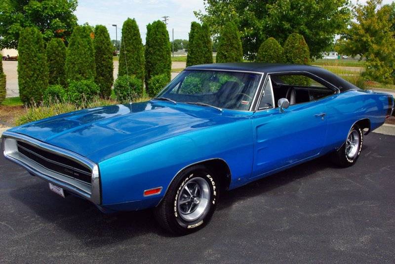 70 Charger 500 SE B-5 Blue.jpg