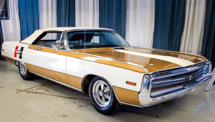 70 Chrysler 300 Hurst Convertible #5 pass-side top up with Cragers.png