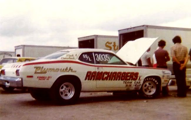 70 Duster SS-L Ramchargers.jpg