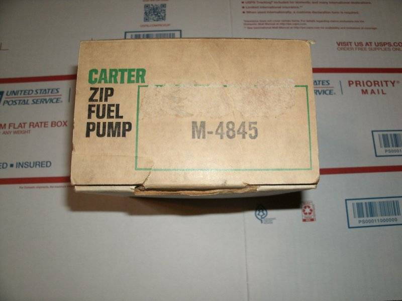 70 RR Bolts and NEW BB Carter fuel pump 013.JPG
