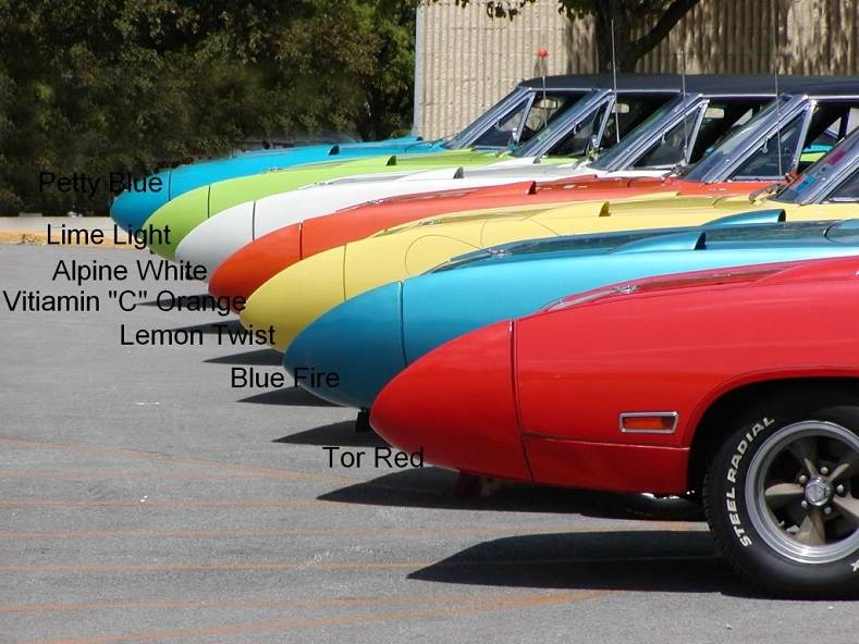 70 Superbird Line up.jpg