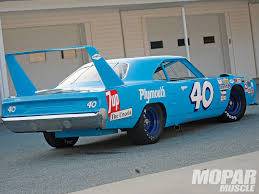 70 Superbird Nascar #40 Petty Enterprise #4 old McCluskey car.jpg