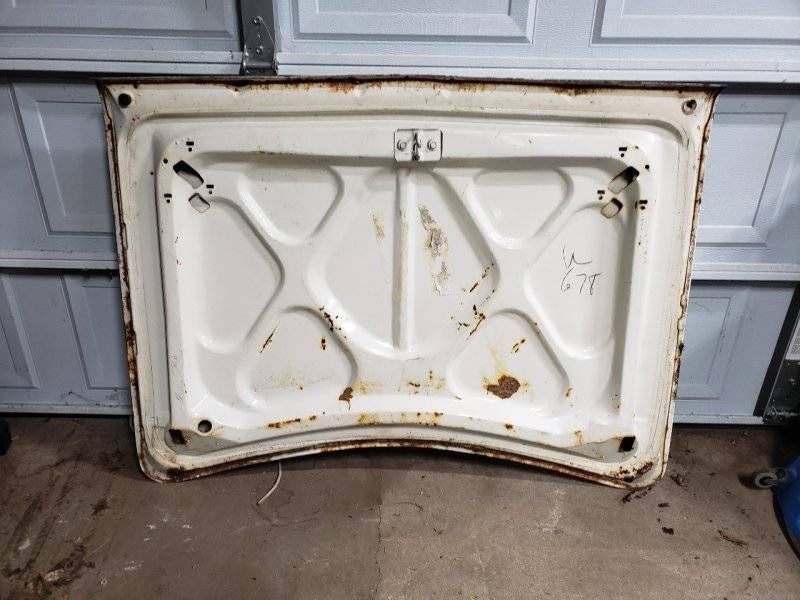 70bee lid.jpg