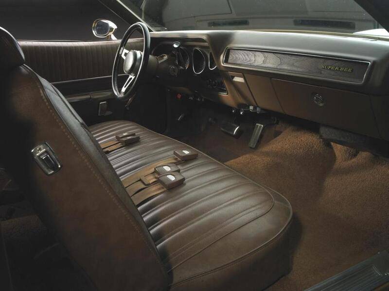 71+butterscotch+super+bee+interior+-+dash.jpg