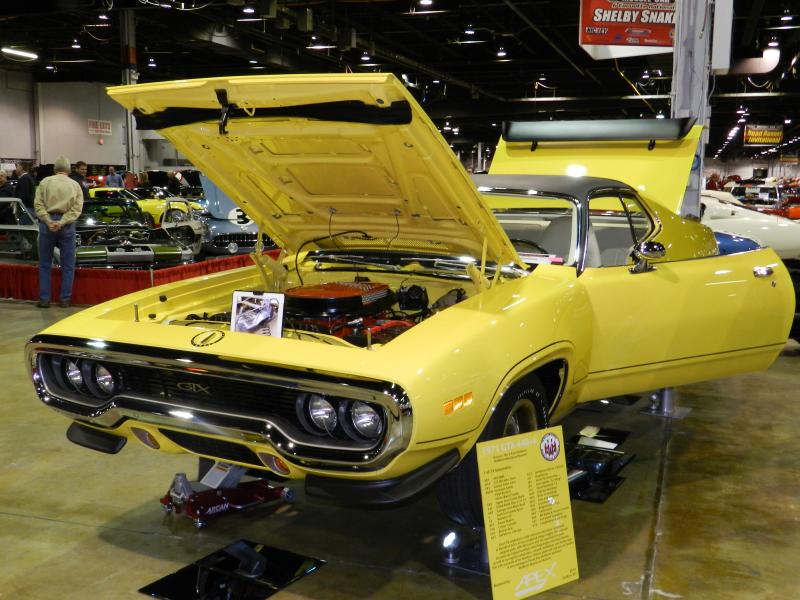 71 GTX 440-6bbl #1 yellow Chicago.jpg
