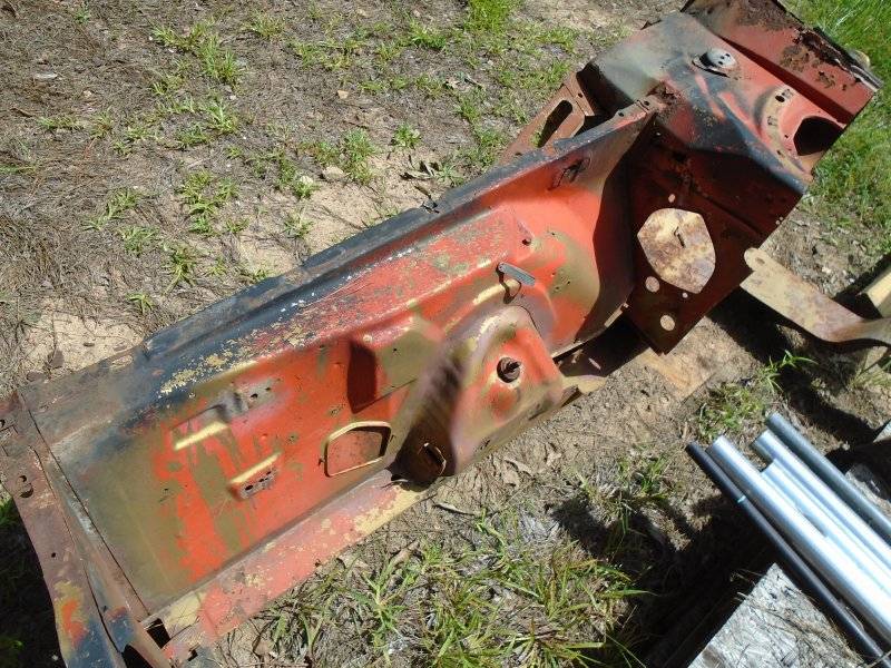 71 rr frame rail+ 009.JPG