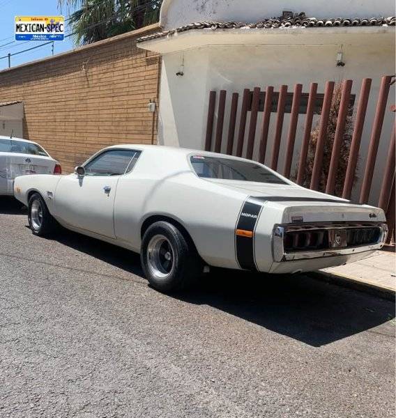72chargerSE-PUE-whiteS-15-lr.jpg