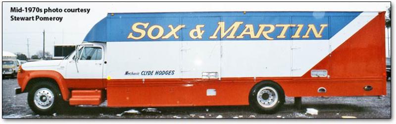 73 D-700 Sox & Martin Hauler.jpg