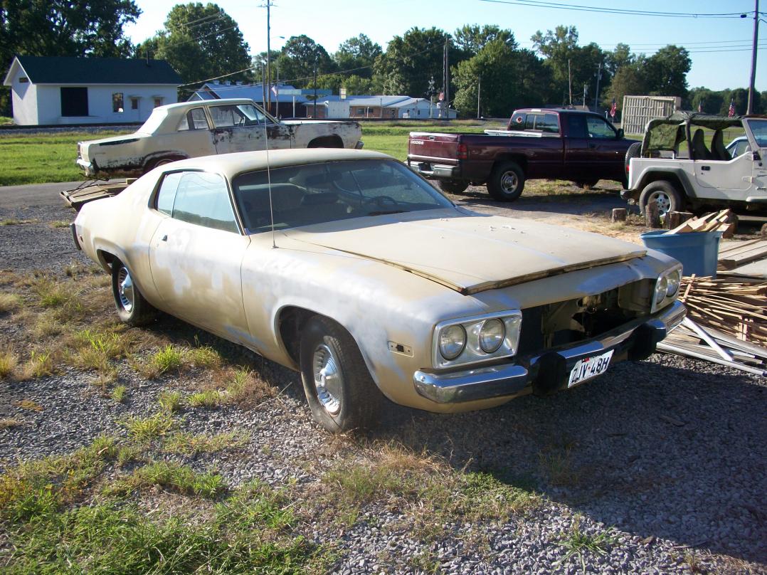 73 plymouth satellite 002.jpg