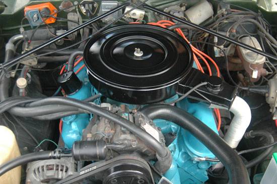 73Charger318engine.jpg