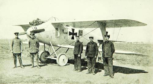 7585538596_21b93cc761.jpg