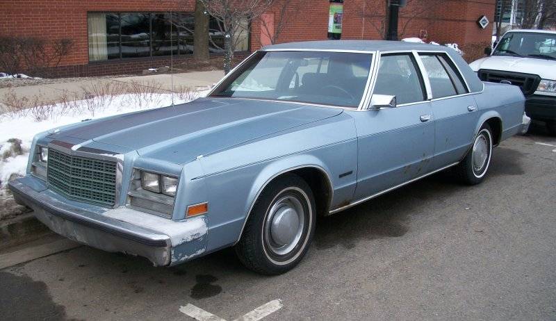 79-81_Chrysler_Newport.jpg