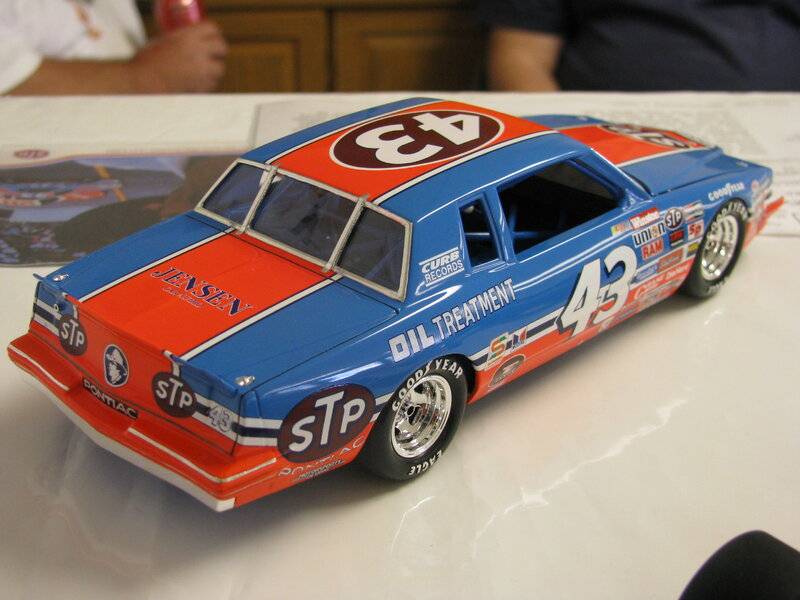 85 Grand Prix Nascar #43 Richard Petty - die cast.jpg