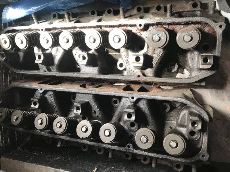 908 Cylinder Head Set.jpg