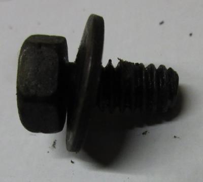 99_taillight_housing_bolt.JPG