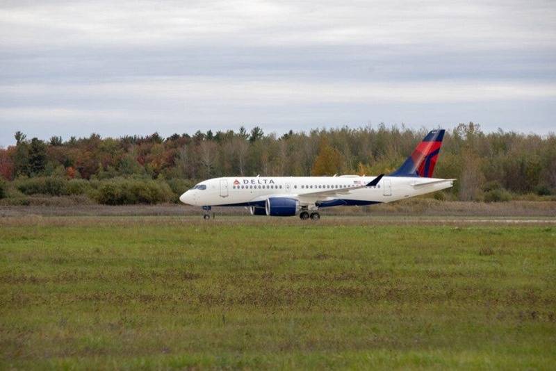 A220-100-Delta-Air-Lines-2-1000x667.jpg
