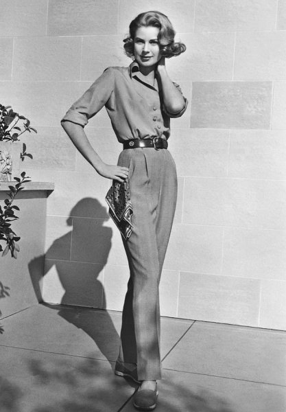 Actress Grace Kelly.jpg