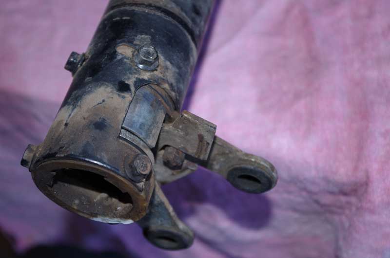 Adjustment slot and Levers.jpg