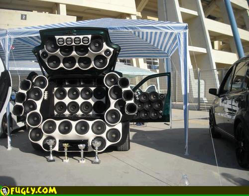 AGES%2FRandom%2Fyo_dawg_we_heard_you_like_speakers.jpg