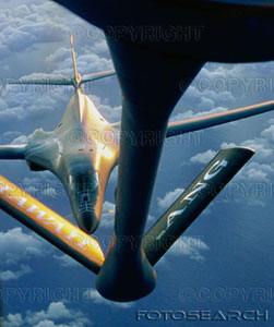 airplane-refueling-flight_~1574R-019227.jpg