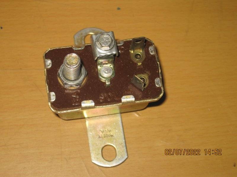 AL135A 010.JPG