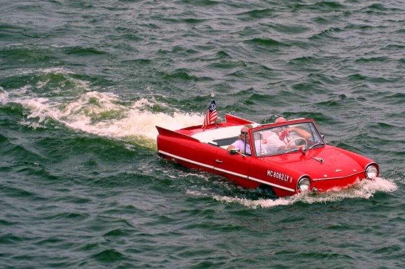 amphicar-car-show.jpg