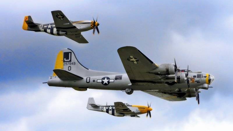 b-17-flying-fortress and p-51 mustangs.jpg