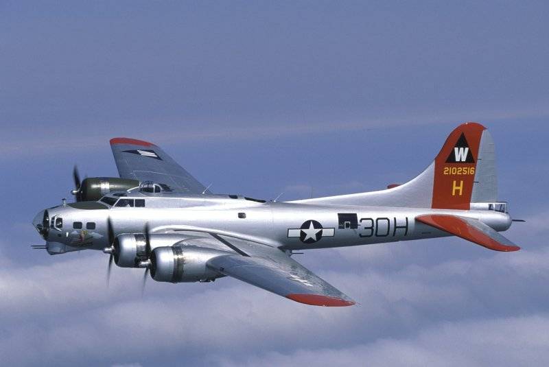 b-17g model.jpg