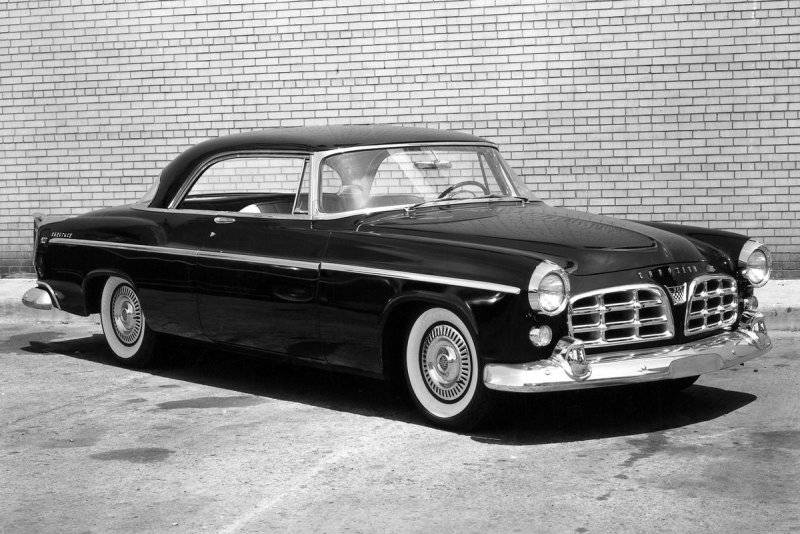 B&W '55 Chrysler 300.jpg