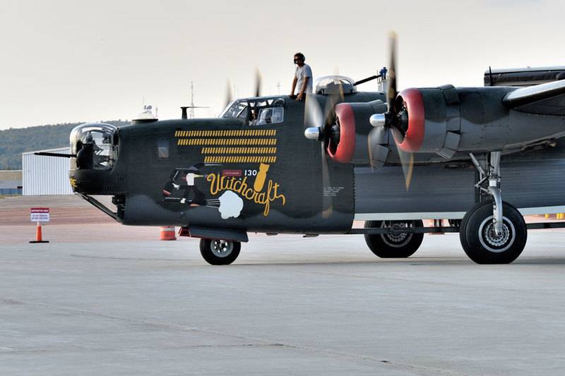B24-7.jpg