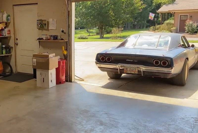 barn-found-1968-dodge-charger-gets-turbo-2jz-swap-it-s-ridiculously-awesome_2.jpg