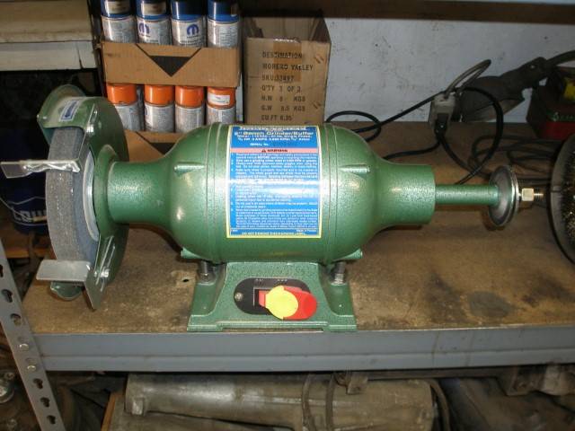 BENCH GRINDER 001 (Small).JPG