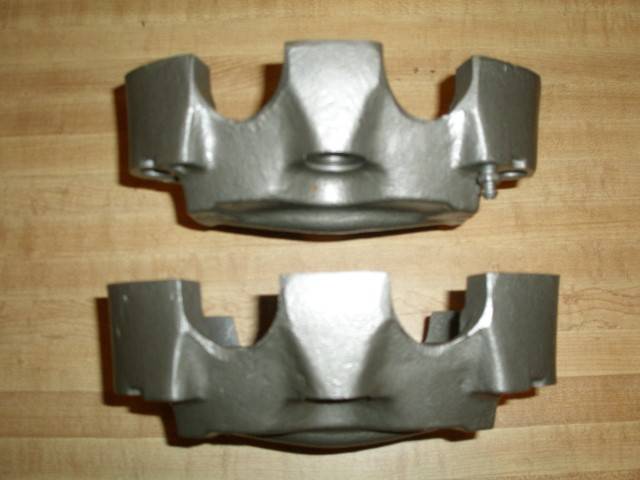 BENDIX Caliper-Pistons-Bracket 008 (Small).JPG