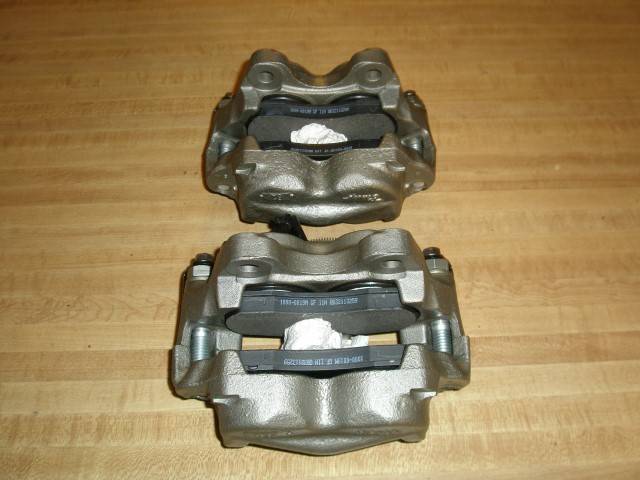 BENDIX CALIPERS #2 004 (Small).JPG