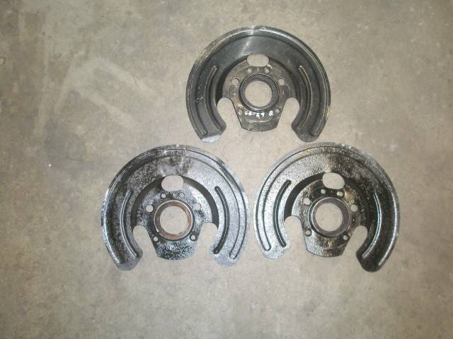 BENDIX Dust Shields 66-69 003 (Small).JPG