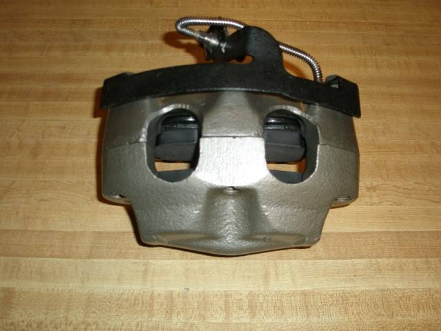 BENDIX Left Caliper 002 (Small).JPG
