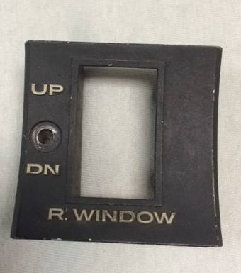 Bezel Rear Wind.JPG
