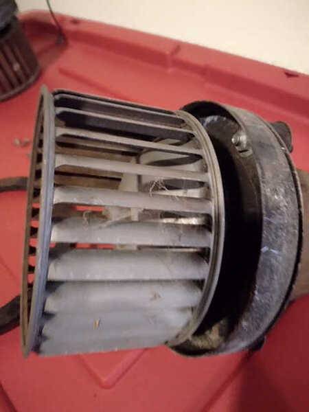 blower1a.jpg