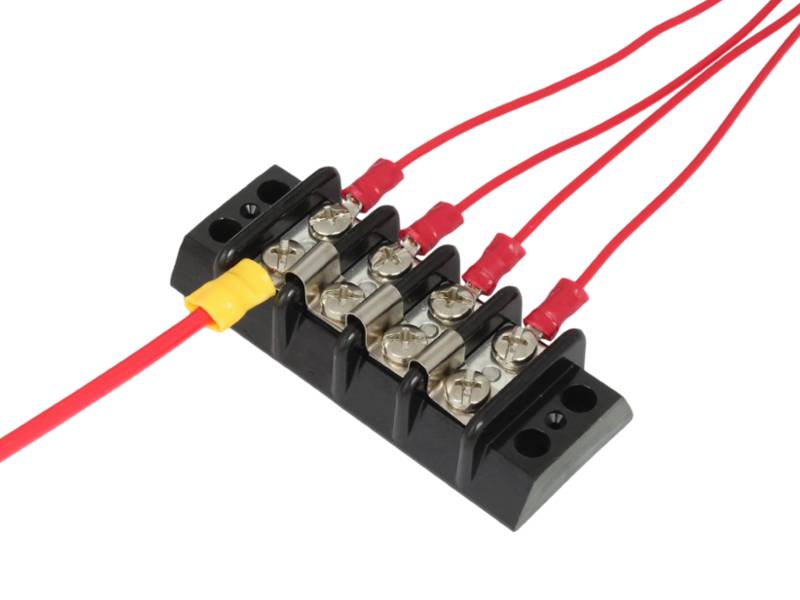 Bluesea-Systems-30A-terminal-block-2-way-automotive-marine[2].jpg