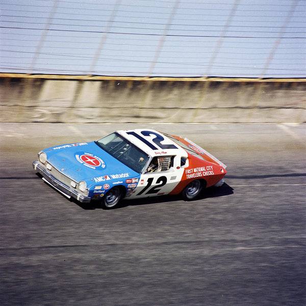 bobby-allison-1977-daytona-500-david-bryant.jpg