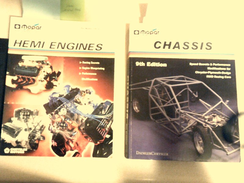 Books - How To Guns & Engines Books 003.JPG