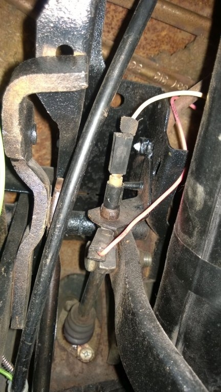 brake pedal linkage.jpg