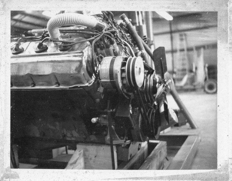 breather hose on pass side cover.jpg