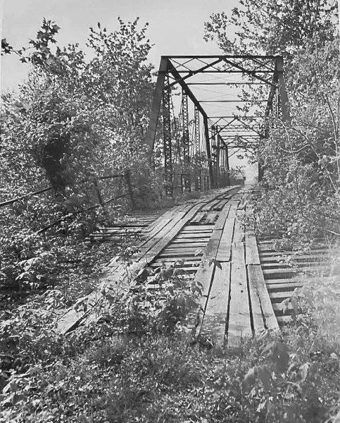 bridge1.JPG~2.jpeg