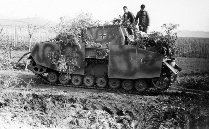 Brummbar_italy_1944_216[1].jpg