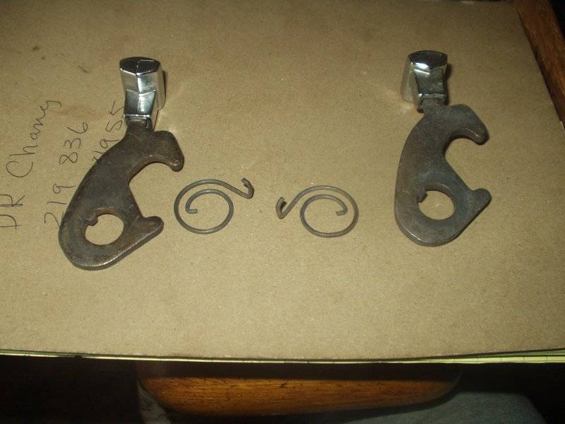 BUCKETY SEAT LATCH.JPG