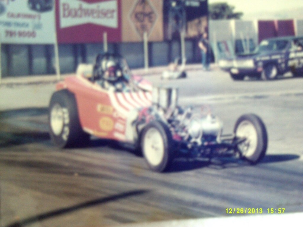 Budnicks 23 T Ford Altered 301ci Pete Jackson Injected #1 Fremont 1980.JPG