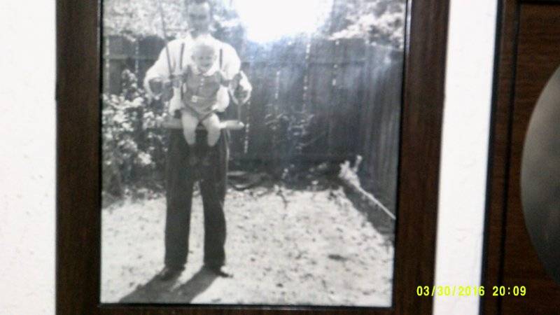 Budnicks Uncle Tink & Dad 1940's.JPG