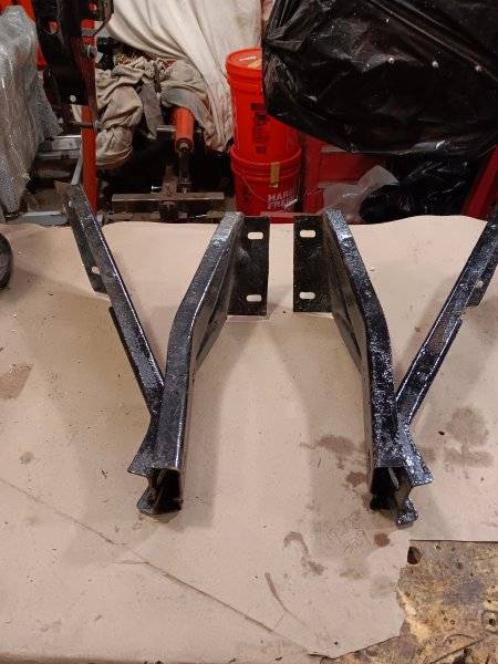 bumper bracket 3 67 coronet.jpg